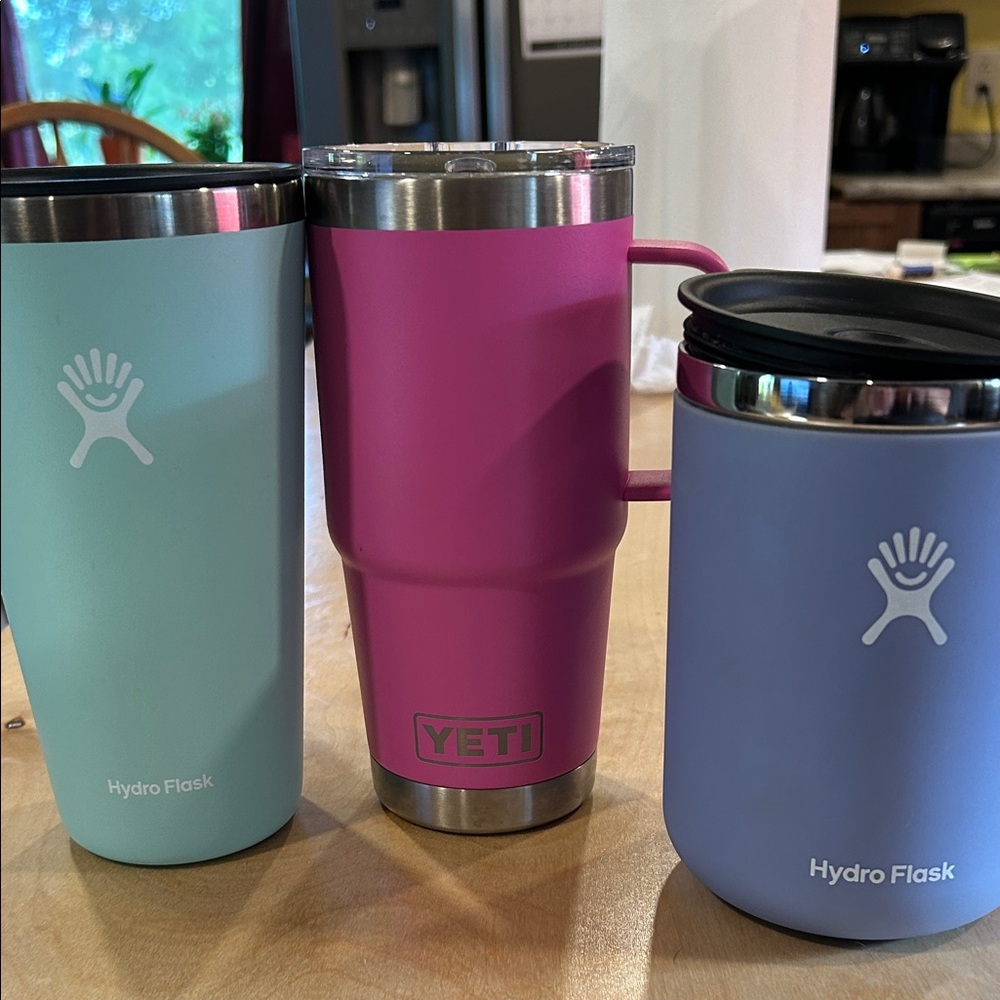 YETI Magenta Tumbler with Handle
